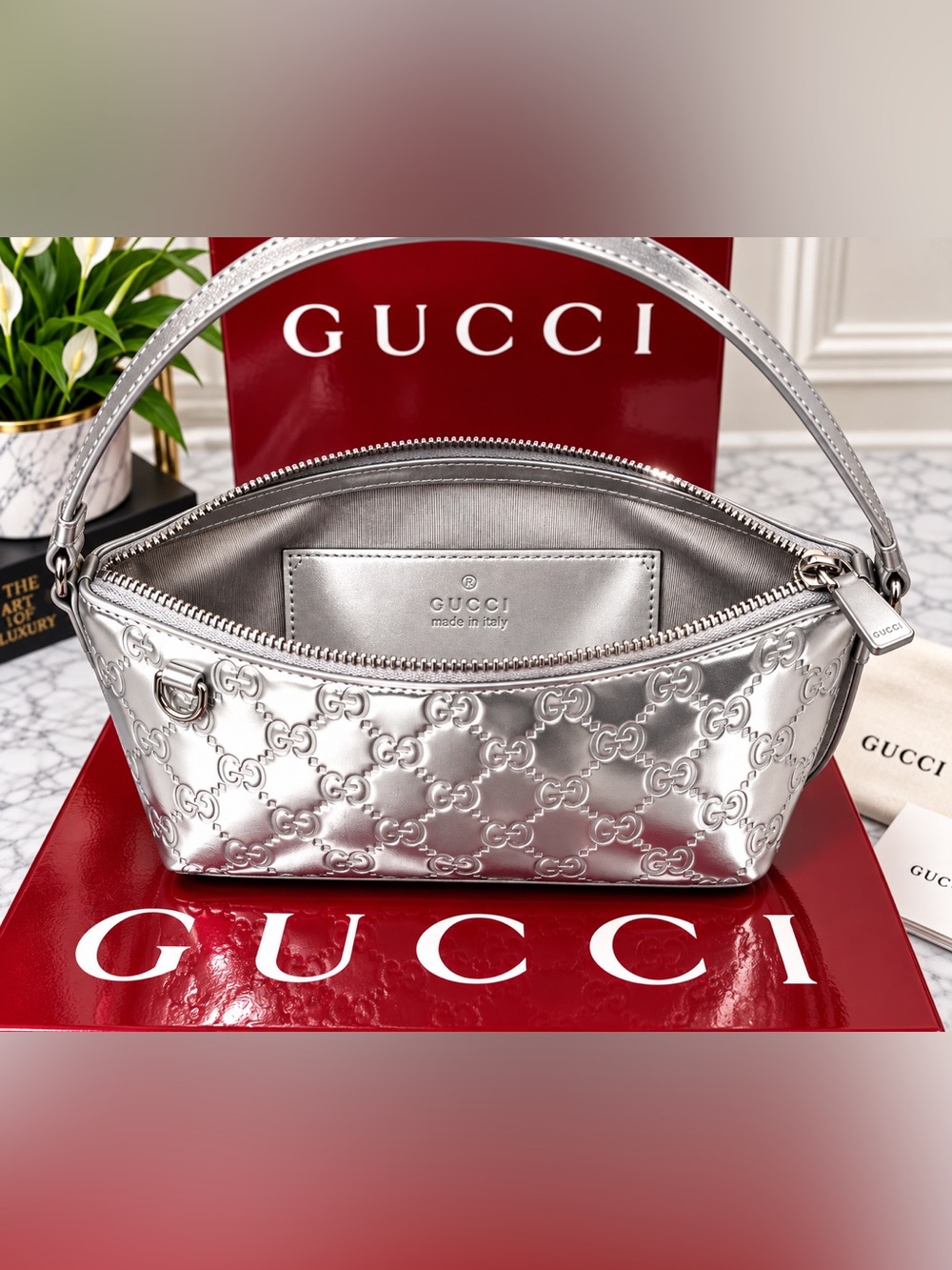 Gucci Metallic Silver GG-Embossed Shoulder Bag - Picture 6 of 10